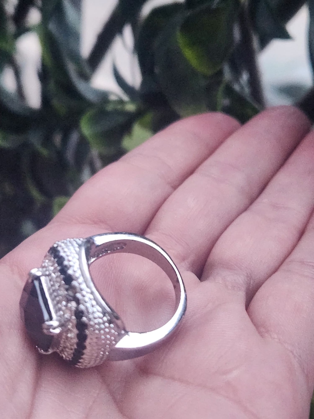 Elegant Black Crystal Halo Ring - Women Jewelry - Picture 2 of 3
